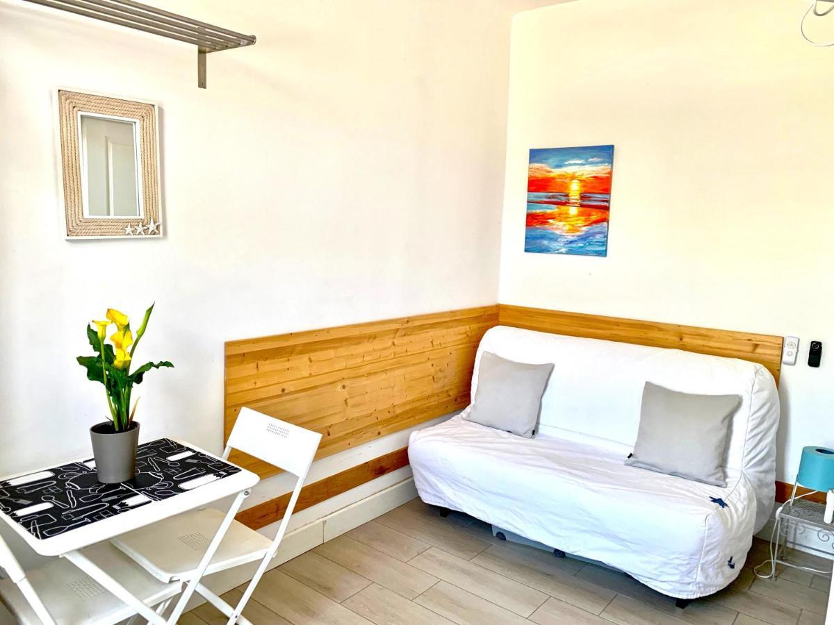 Blue Summer Vibes Mini Studio For Two, Ac, Parking, Beach At 50M, Spa Access -2 Ла-Сьйота Екстер'єр фото